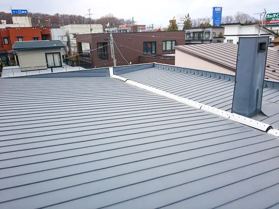 藤田建装工業株式会社 屋根の施工事例before